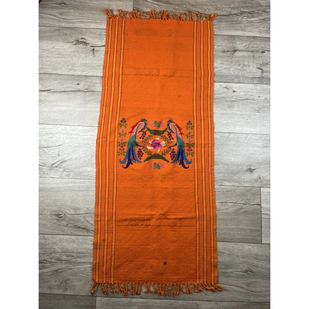 Vtg Guatemalan Table Runner Tapestry /Embroidered 42